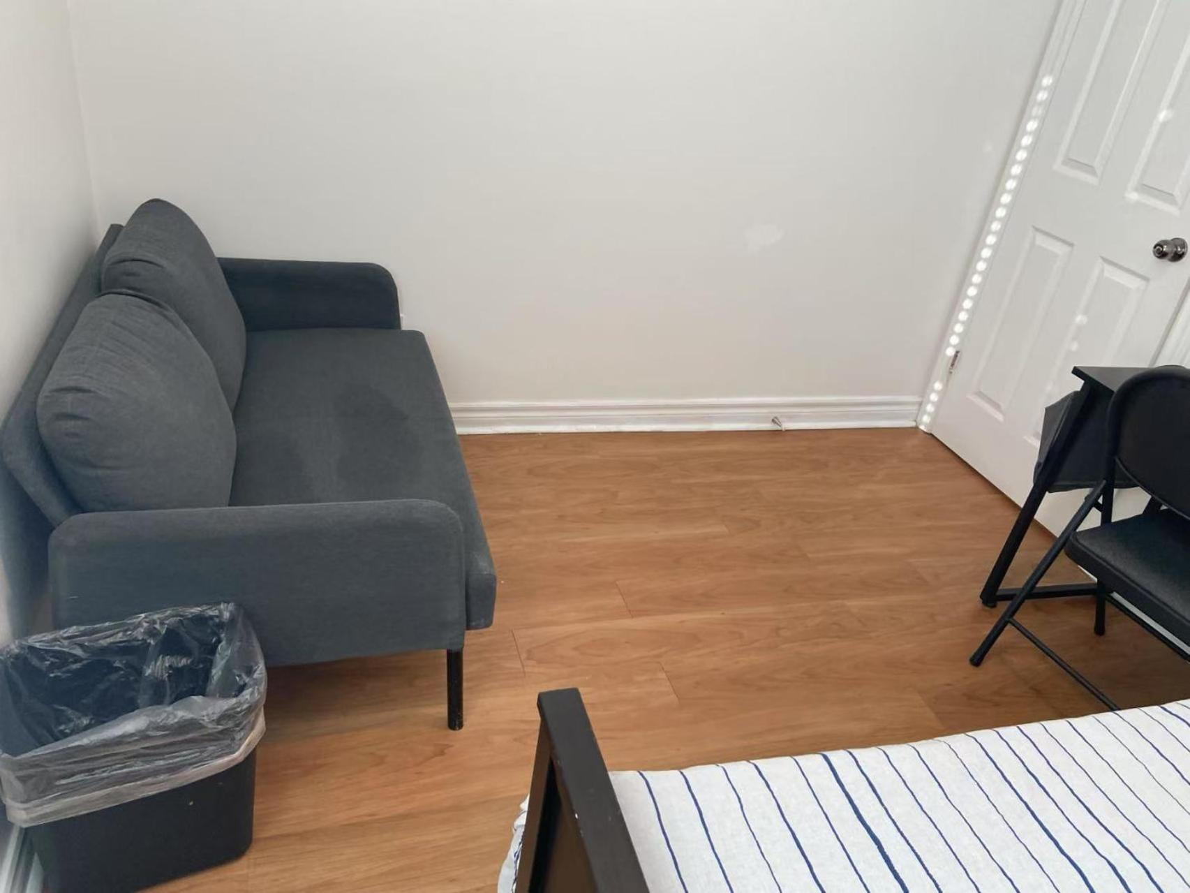 Double Room With Shared Bathroom 536B Toronto Esterno foto